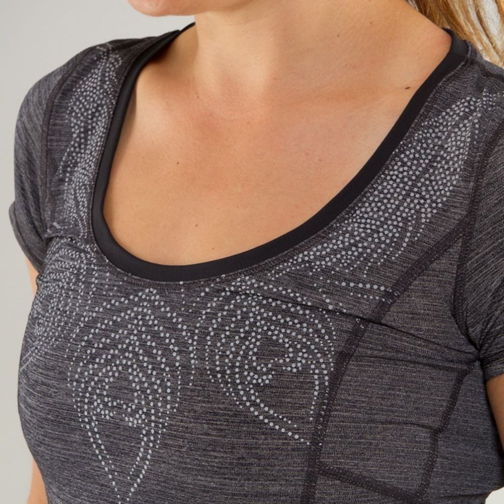 Lululemon Run: Silver Bullet Short Sleeve Tech
